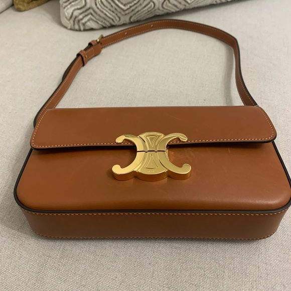 CELINE Triomphe Tan Brown Natural Calfskin Shoulder Bag - Picture 8 of 16
